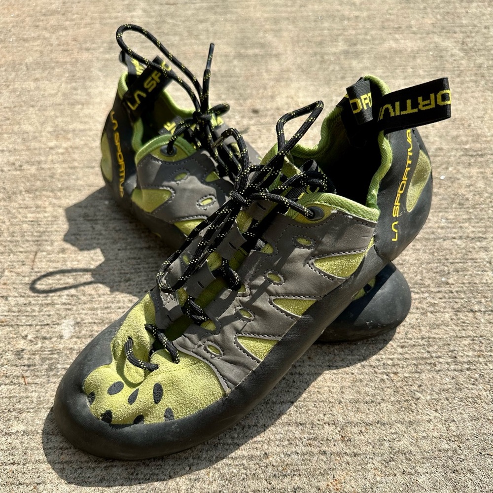 LA Sportiva Tarantulace Men’s Climbing Shoe US Size 11 Kiwi Green Laced Leather